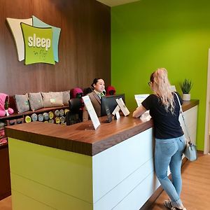 Sleep 'N Fly Sleep Lounge, D-Gates Terminal 1 - Transit Only